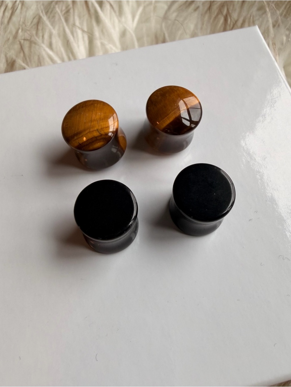 2 pair of half inch stone double flare plugs